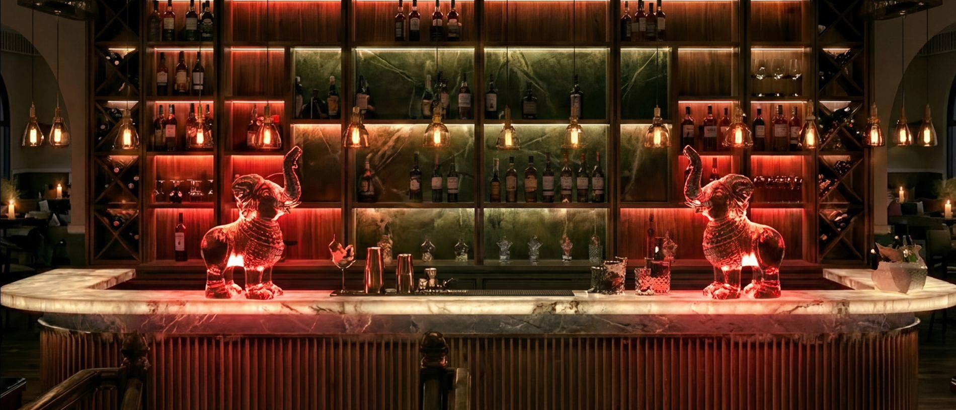 Lounge & Bar